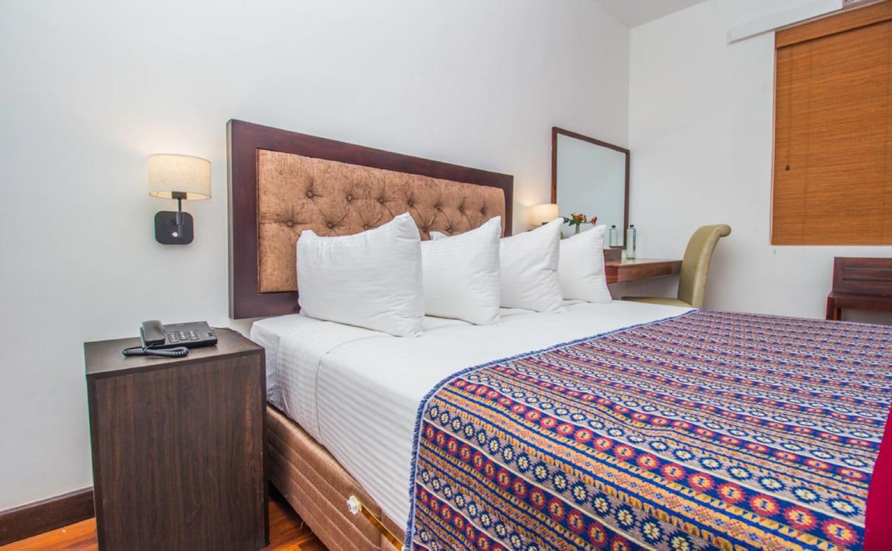 Pearl Royal Hotel, Коломбо Екстер'єр фото